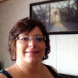 Meet your Posher, Debbie